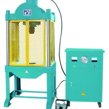  山東省滕州眾友液壓設(shè)備廠 主營 四柱導(dǎo)向液壓機 多功